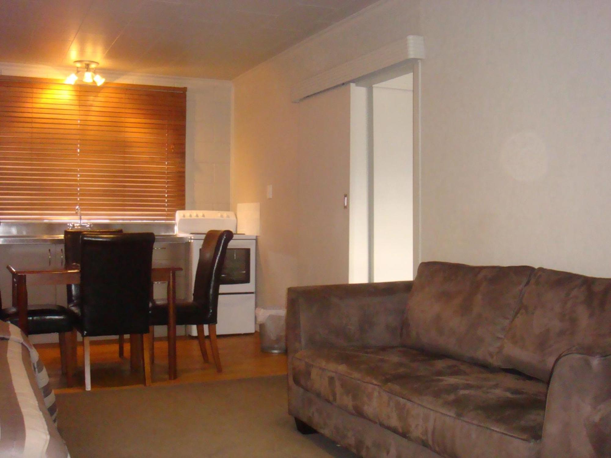 Bristol Motel Upper Hutt Exterior photo